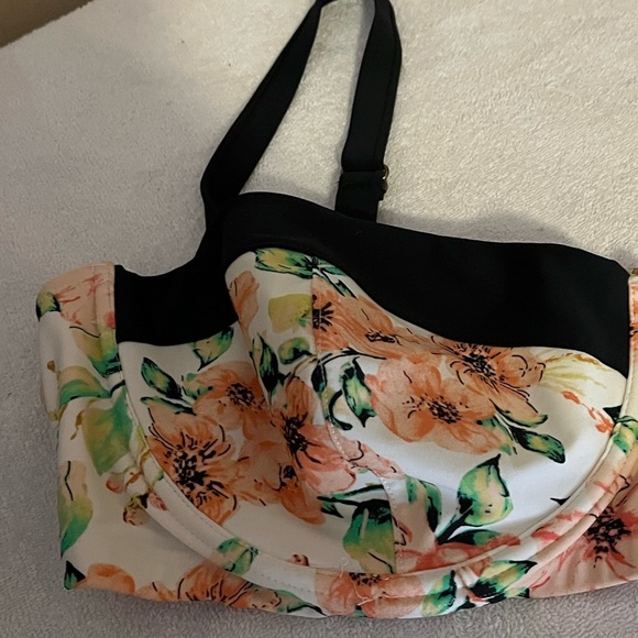 Ava & Viv Floral Swim Top Sz 26W - Picture 4 of 8